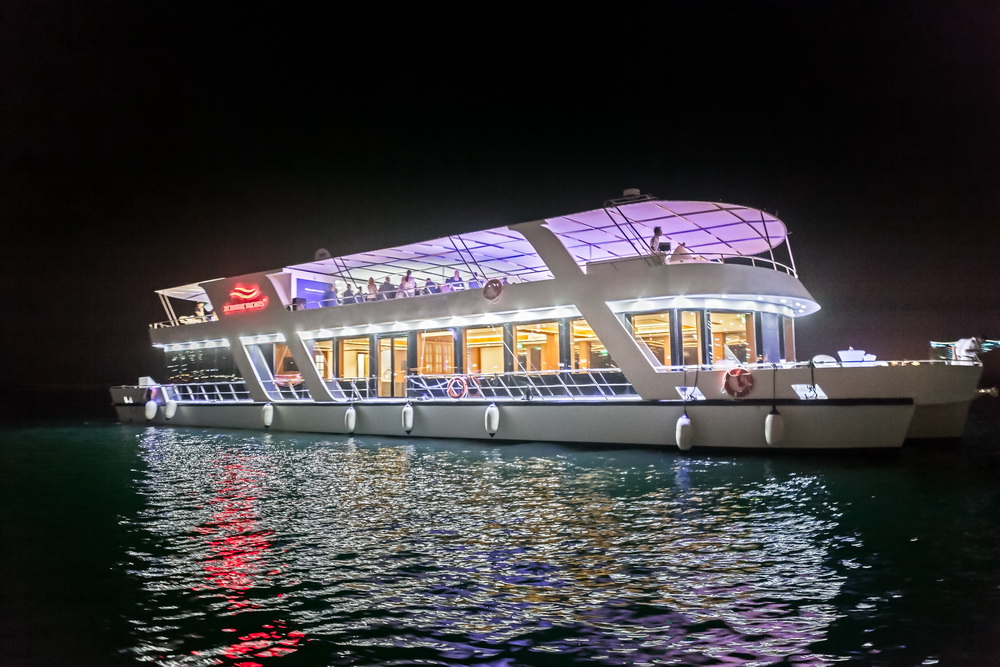 Dubai Marina Dinner Cruise